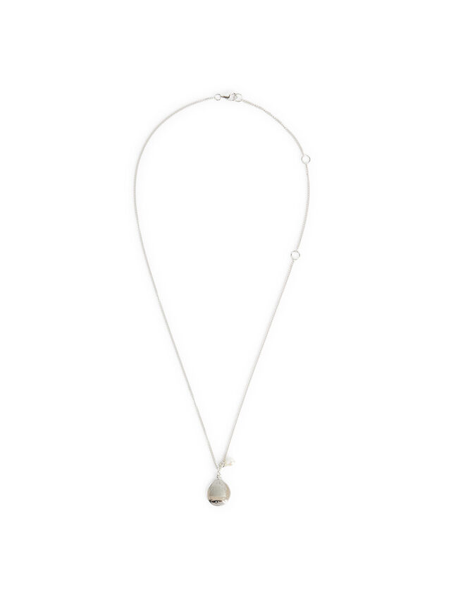 World is Your Oyster Micro Necklace
