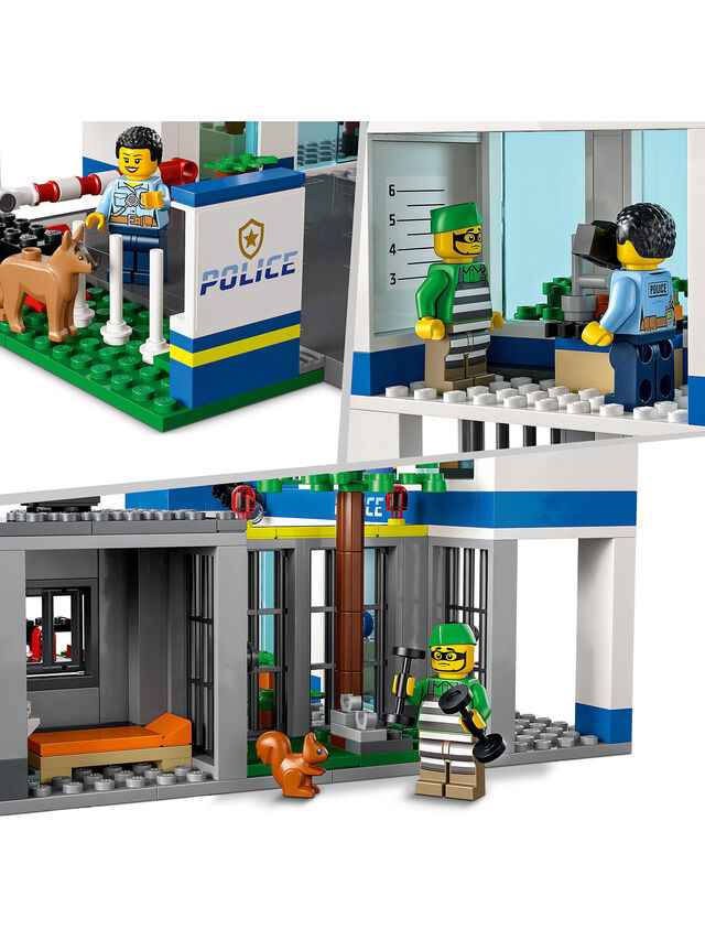 City Police Station Building Set 60316