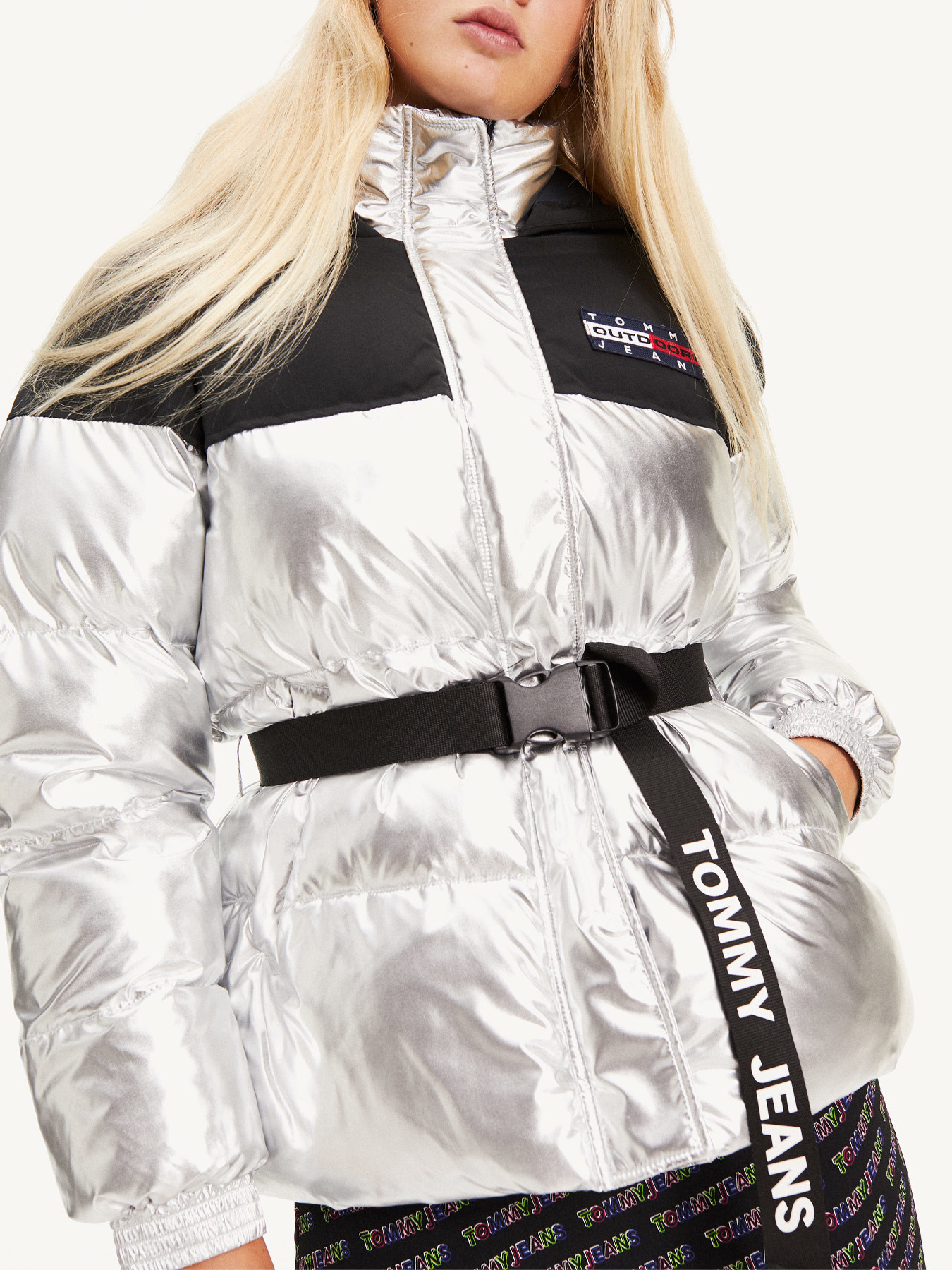 tommy jeans silver puffer jacket